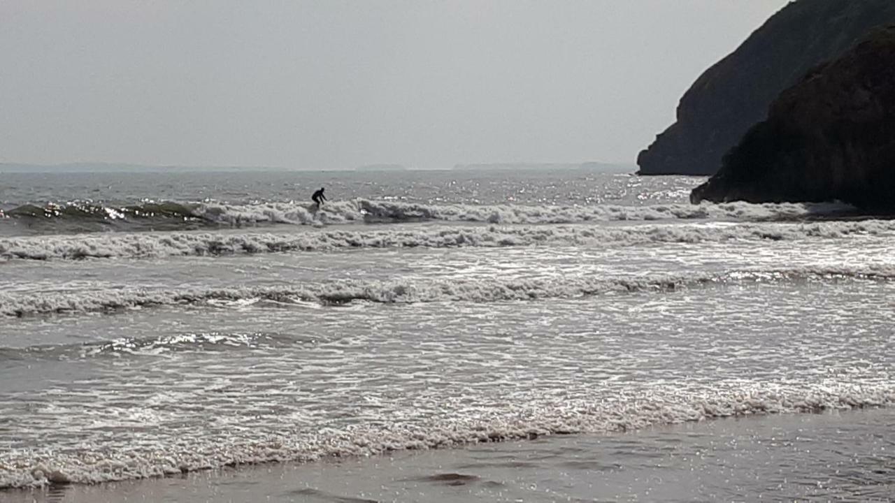 Pendine Sands Guest House エクステリア 写真